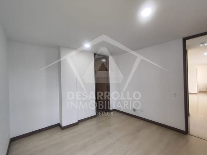 Apartamento de 3 alcobas en arriendo en Loma De La Doctora, Sabaneta, 90 m² · foto 11 de 19