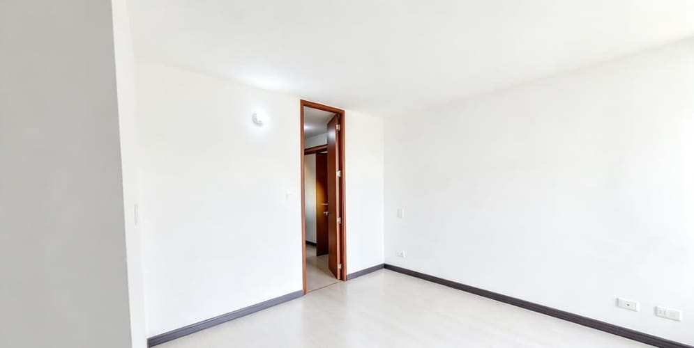 Apartamento de 3 alcobas en venta en Hacienda Casablanca El Rodeo, Madrid, 76 m² · foto 8 de 14