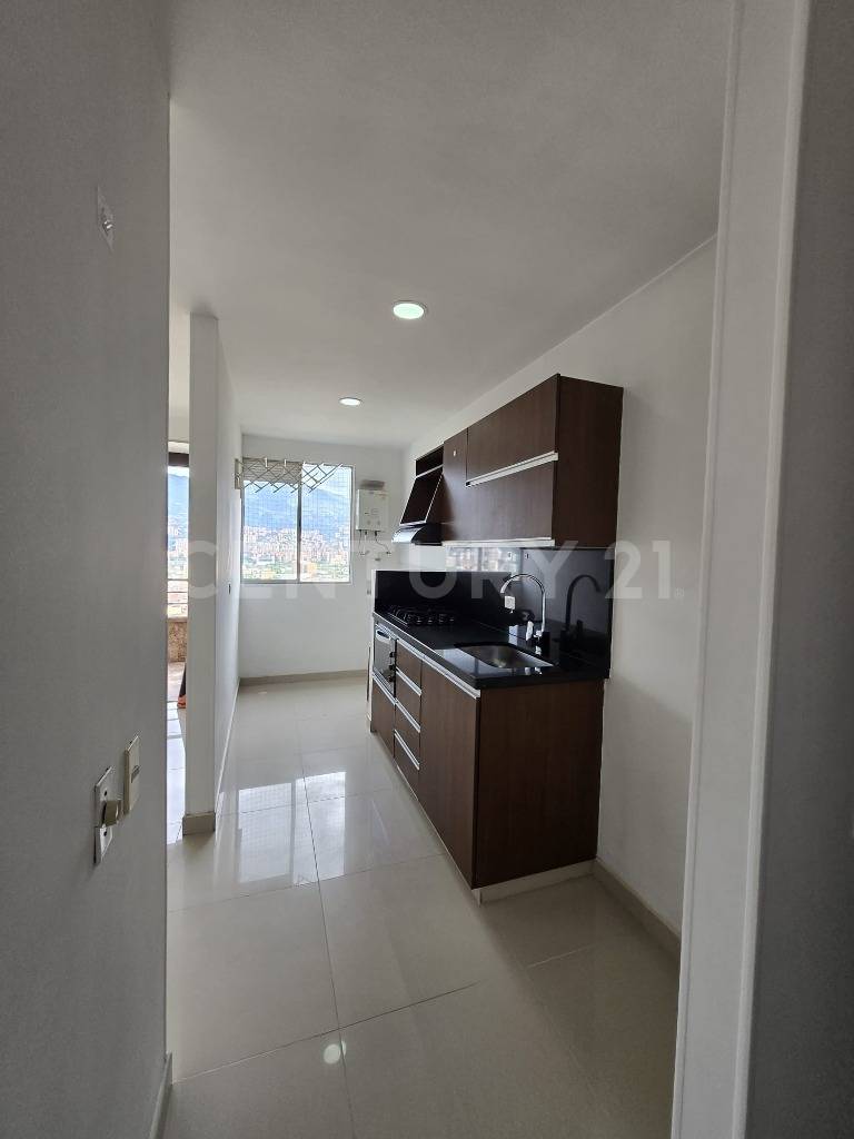 Apartamento en venta en Villa Del Parque, Itagüí · foto 5 de 15