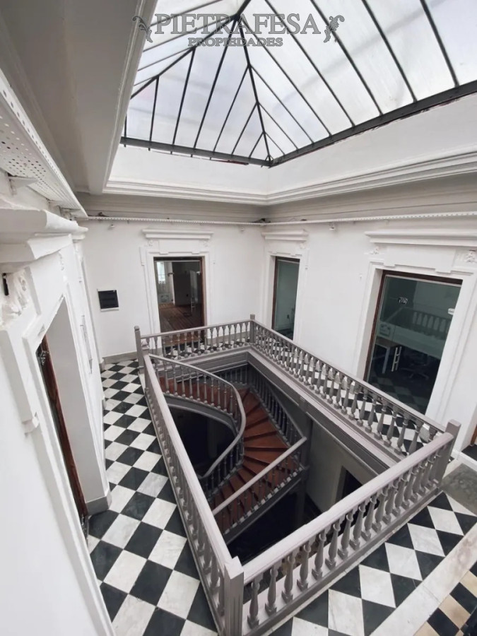 Oficina en alquiler, 6 privados, 2 baños. Ciudad Vieja. · Foto 6