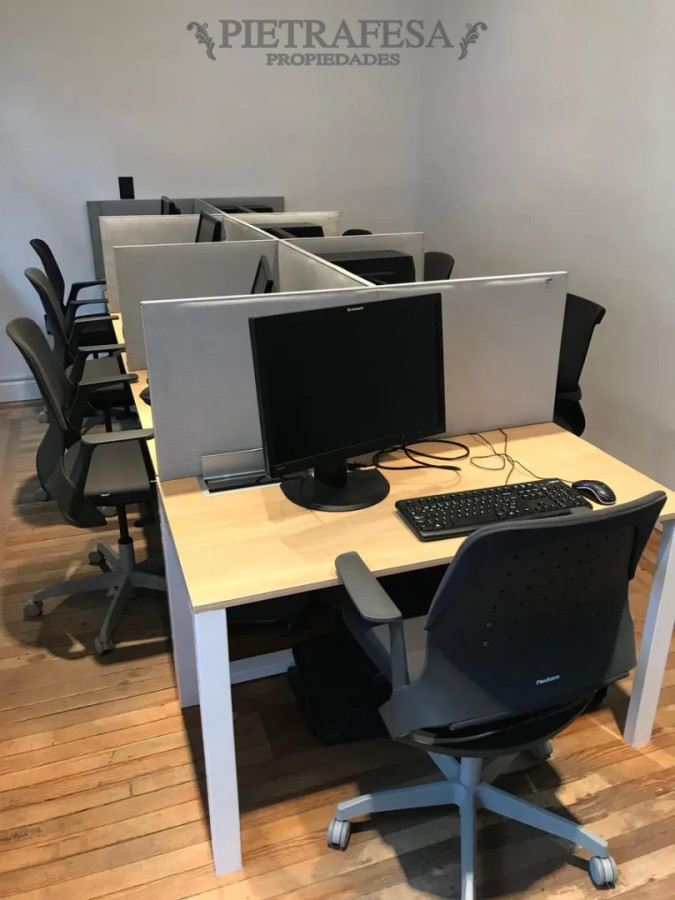 Oficina en alquiler, 6 privados, 2 baños. Ciudad Vieja. · Foto 12