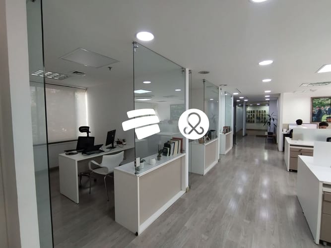 Oficina en venta en La Florida, Medellín, 119 m² · foto 5 de 10