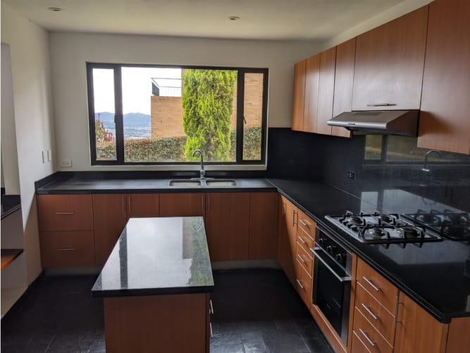 Casa de 3 alcobas en venta en Sindamanoy, Chía, 220 m² · foto 8 de 21