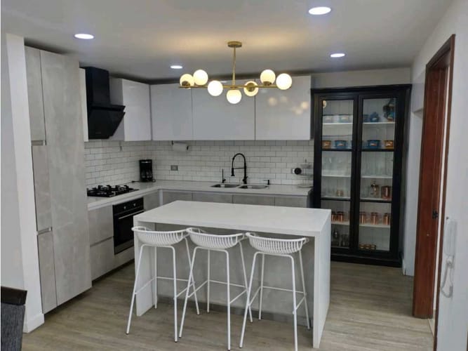 Casa de 4 alcobas en venta en El Estadio, Chía, 153 m² · foto 3 de 24