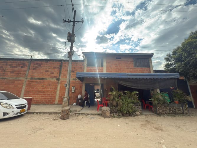 Bodega en venta en Ruitoque, Girón, 1750 m² · foto 5 de 10
