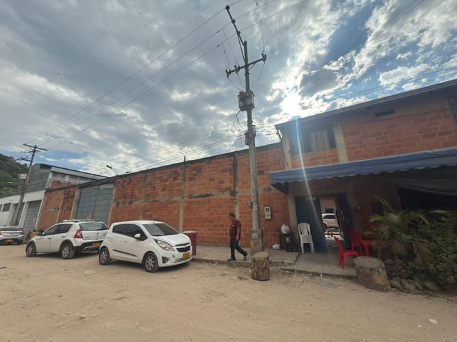 Bodega en venta en Ruitoque, Girón, 1750 m² · foto 6 de 10