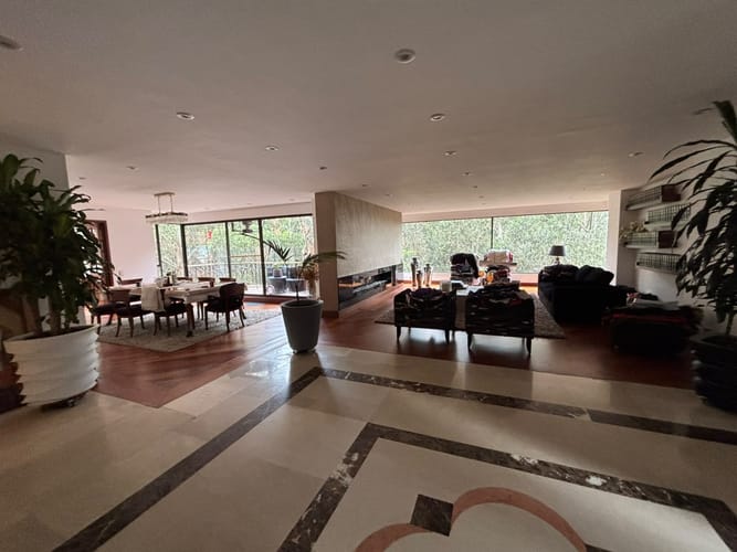 Apartamento de 4 alcobas en venta en Montearroyo, Bogotá, 400 m² · foto 3 de 24