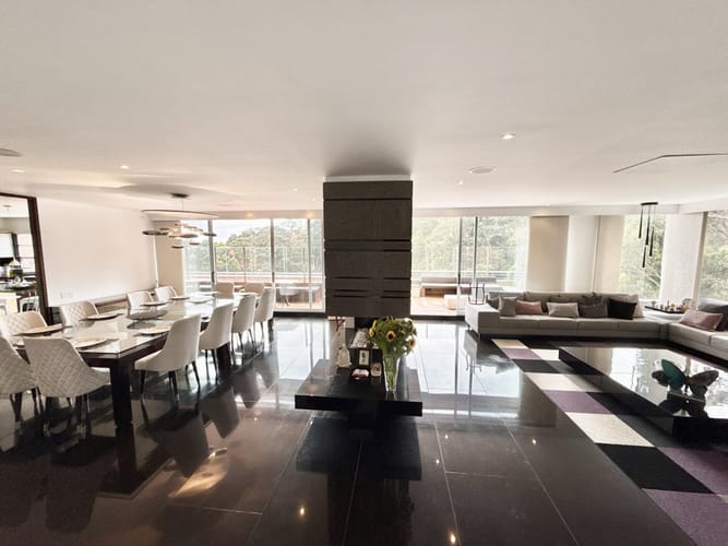Apartamento de 4 alcobas en venta en Bosque De Pinos, Bogotá, 431 m² · foto 3 de 19