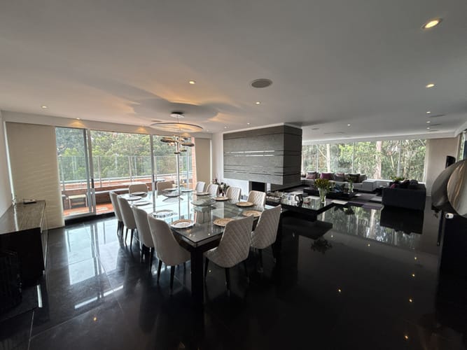 Apartamento de 4 alcobas en venta en Bosque De Pinos, Bogotá, 431 m² · foto 4 de 19