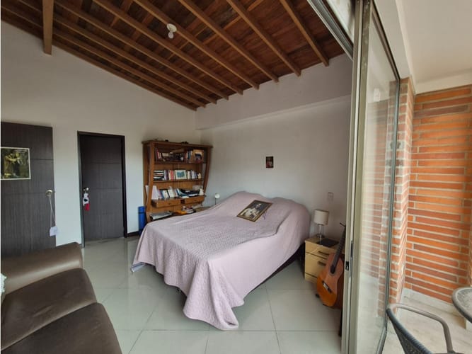 Apartamento en venta en El Portal, Envigado · foto 5 de 15