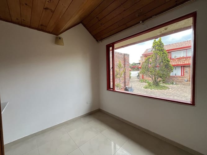 Casa de 4 alcobas en venta en San Jose De Bavaria, Bogotá, 145 m² · foto 16 de 24