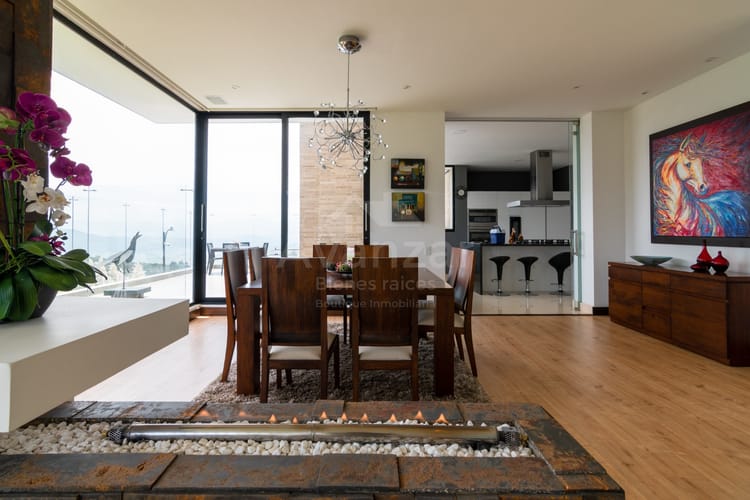 Casa de 4 alcobas en venta en Yerbabonita Bosque Nativo, Chía, 378 m² · foto 9 de 24