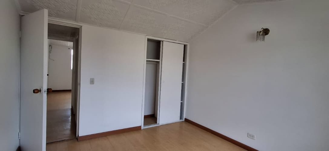 Casa de 4 alcobas en venta en Ub. Techo Bavaria, Bogotá, 130 m² · foto 6 de 20