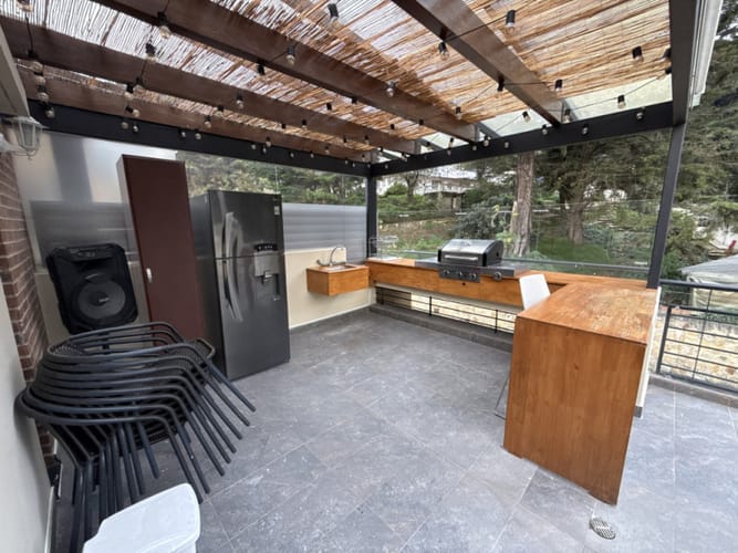 Casa de 3 alcobas en venta en Cedro Salazar, Bogotá, 283 m² · foto 5 de 24