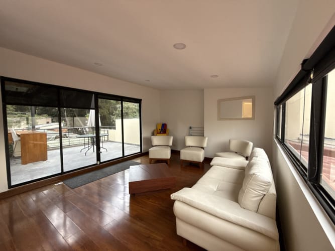 Casa de 3 alcobas en venta en Cedro Salazar, Bogotá, 283 m² · foto 7 de 24