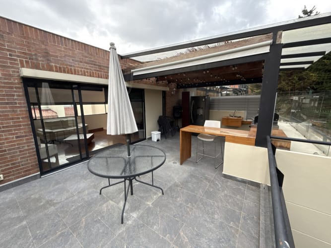 Casa de 3 alcobas en venta en Cedro Salazar, Bogotá, 283 m² · foto 8 de 24