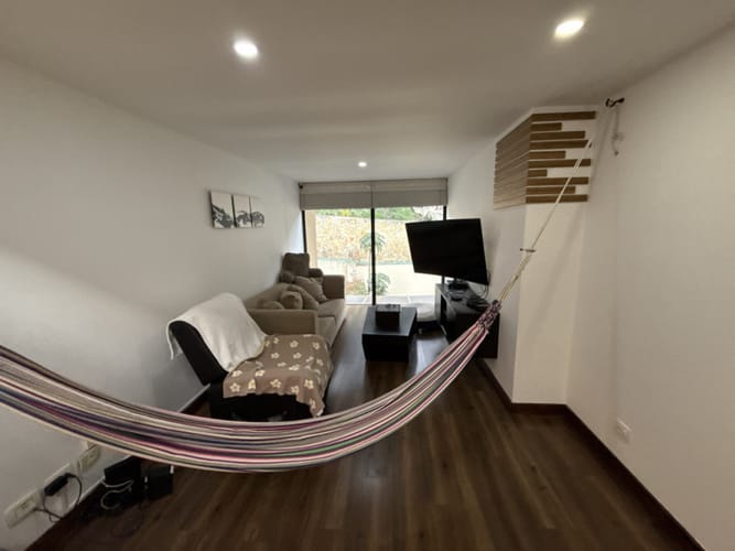 Casa de 3 alcobas en venta en Cedro Salazar, Bogotá, 283 m² · foto 18 de 24