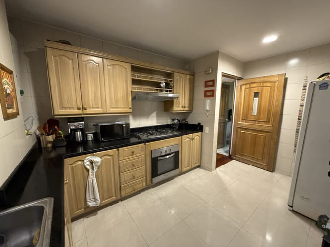 Apartamento de 4 alcobas en venta en Sotileza, Bogotá, 144 m² · foto 7 de 18