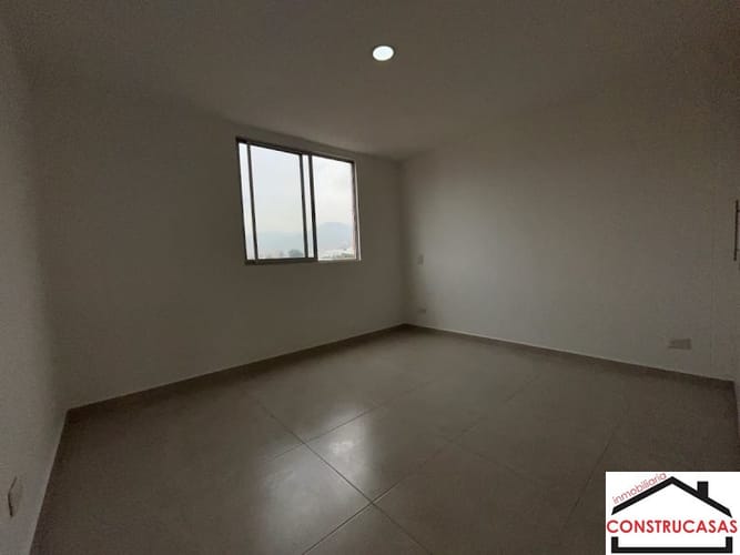 Apartamento de 3 alcobas en arriendo en Laureles Nogal, Medellín, 150 m² · foto 7 de 12