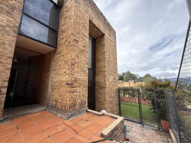Casa de 3 alcobas en venta en Sotileza, Bogotá, 250 m² · foto 3 de 24