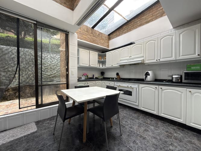 Casa de 3 alcobas en venta en Sotileza, Bogotá, 250 m² · foto 8 de 24