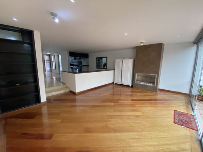 Casa en venta en Santa Paula, Bogotá · foto 4 de 24