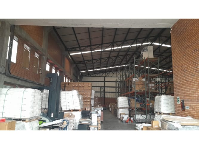 Bodega en arriendo en El Abra, Cota, 1800 m² · foto 3 de 21
