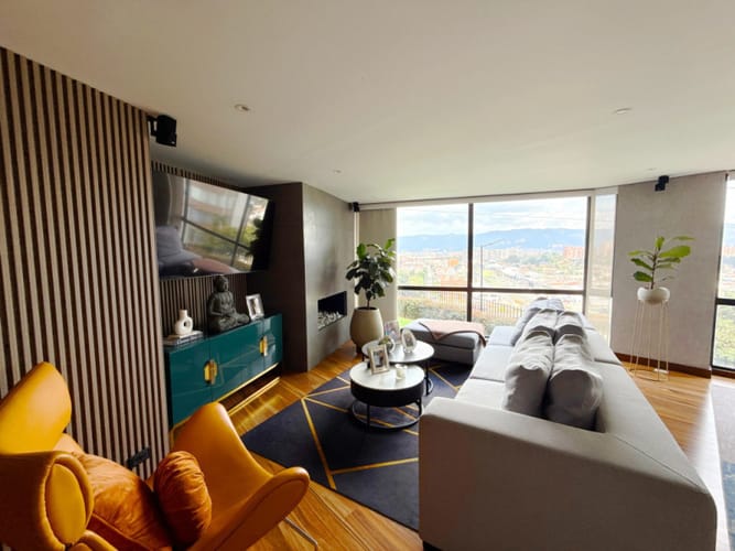 Apartamento en venta en Niza, Bogotá · foto 3 de 21