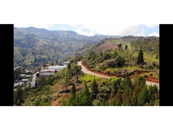 Lote en venta en Croacia, Bello, 2000 m² · foto 7 de 13