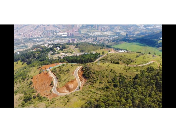 Lote en venta en Croacia, Bello, 2000 m² · foto 13 de 13