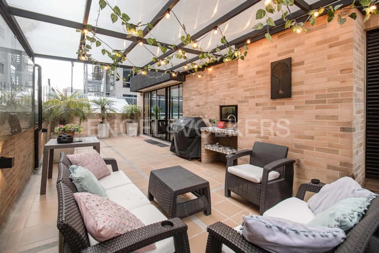 Apartamento de 2 alcobas en venta en Chicó Navarra, Bogotá, 113 m² · foto 4 de 16