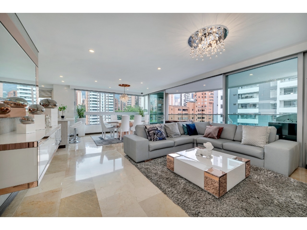 Apartamento en arriendo en El Poblado, Medellín · foto 3 de 19