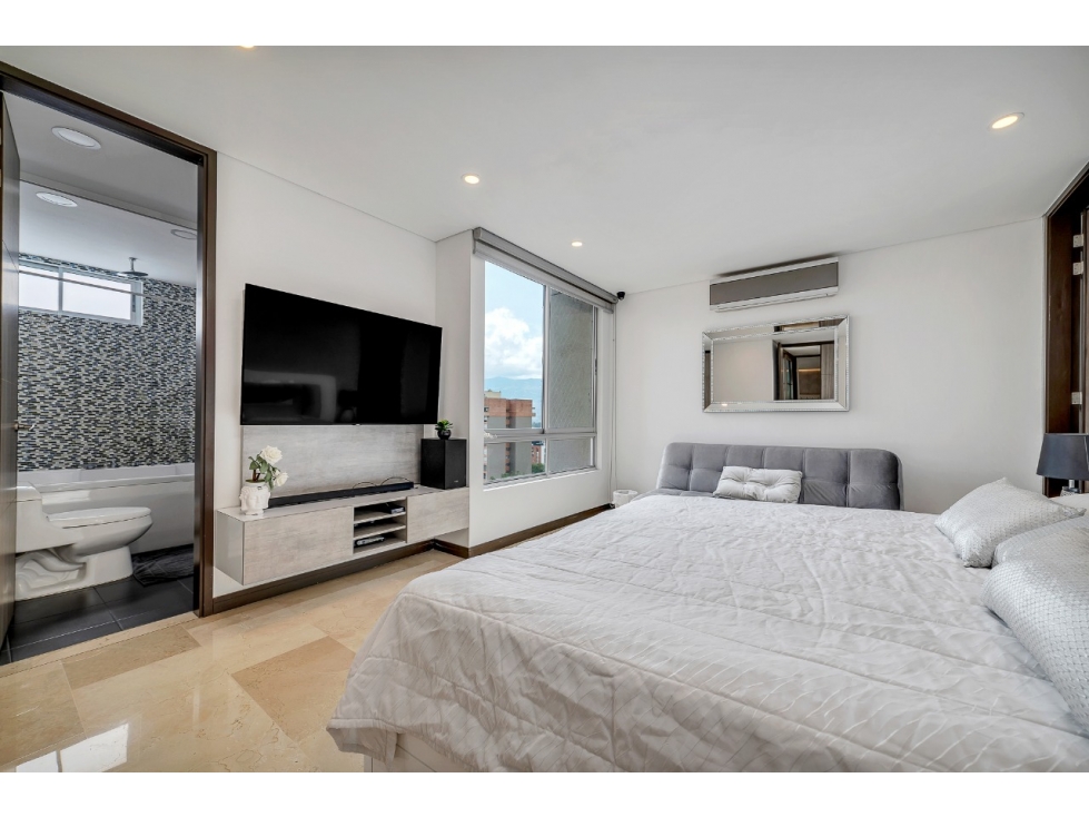 Apartamento en arriendo en El Poblado, Medellín · foto 11 de 19