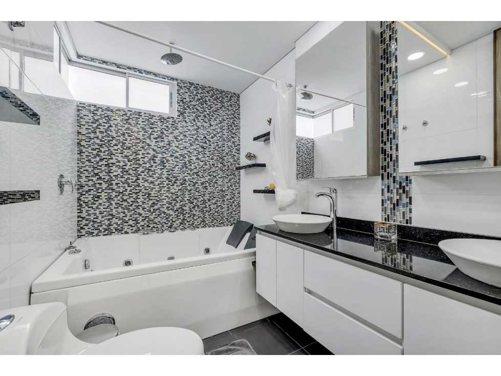Apartamento en arriendo en El Poblado, Medellín · foto 12 de 19