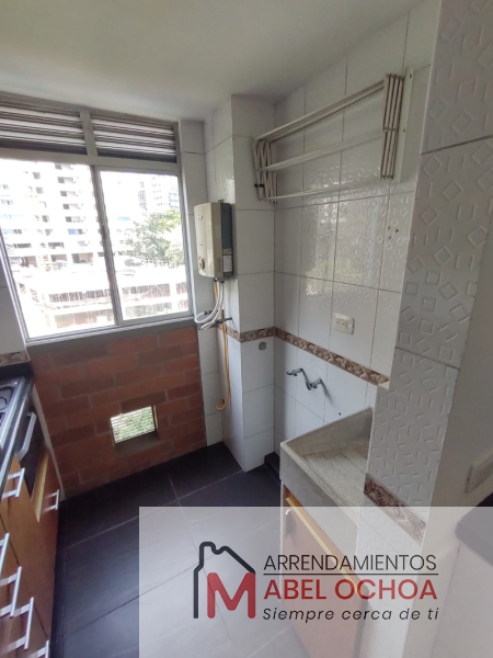 Apartamento en arriendo en El Poblado, Medellín · foto 5 de 24