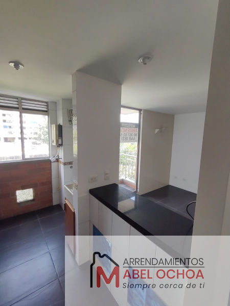 Apartamento en arriendo en El Poblado, Medellín · foto 6 de 24
