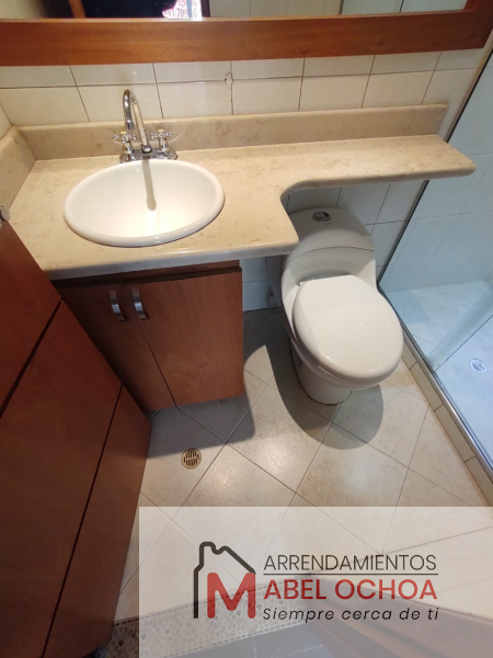 Apartamento en arriendo en El Poblado, Medellín · foto 13 de 24