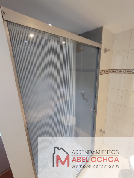 Apartamento en arriendo en El Poblado, Medellín · foto 17 de 24