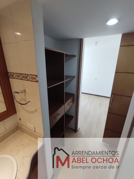 Apartamento en arriendo en El Poblado, Medellín · foto 23 de 24