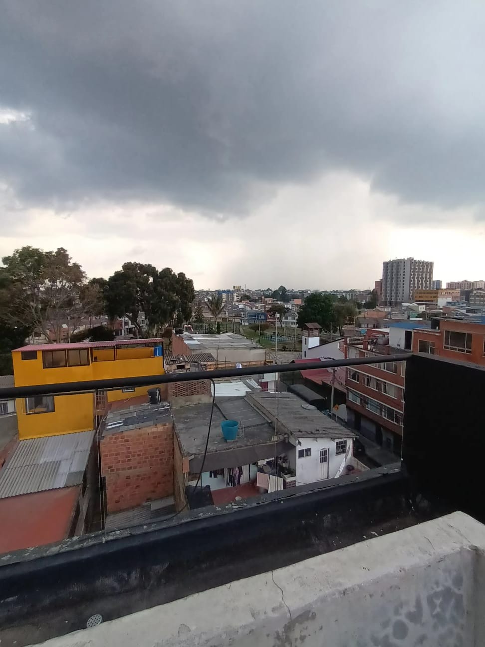 Apartamento en venta en Engativá, Bogotá · foto 2 de 24
