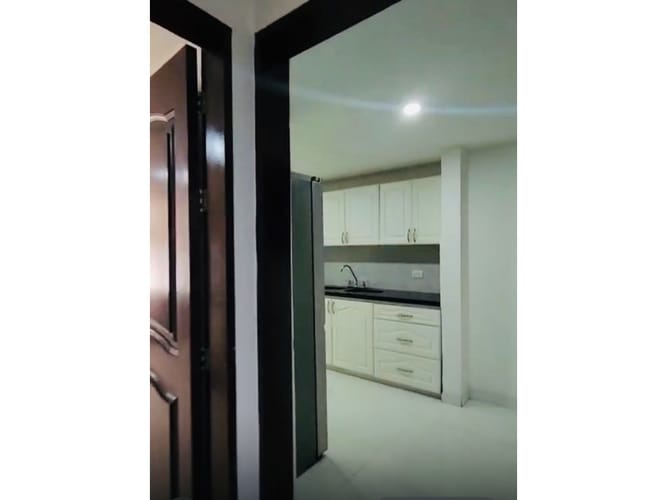 Apartamento de 3 alcobas en venta en San Lucas, Medellín, 230 m² · foto 4 de 19