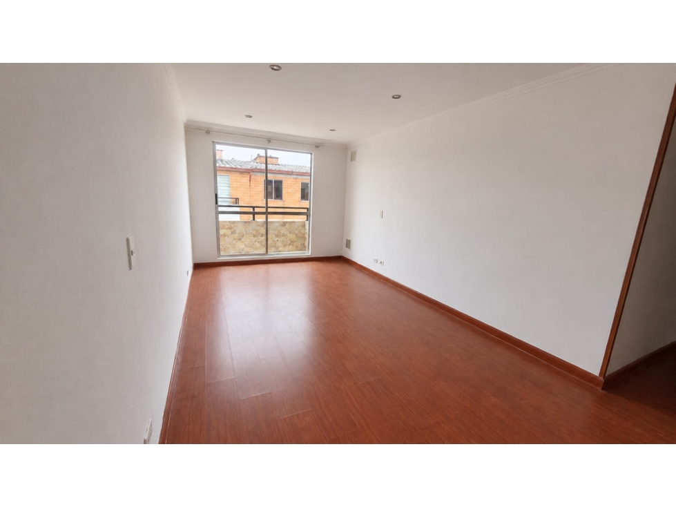 Apartamento en venta en Cr Puerto Madero, Mosquera · foto 2 de 16