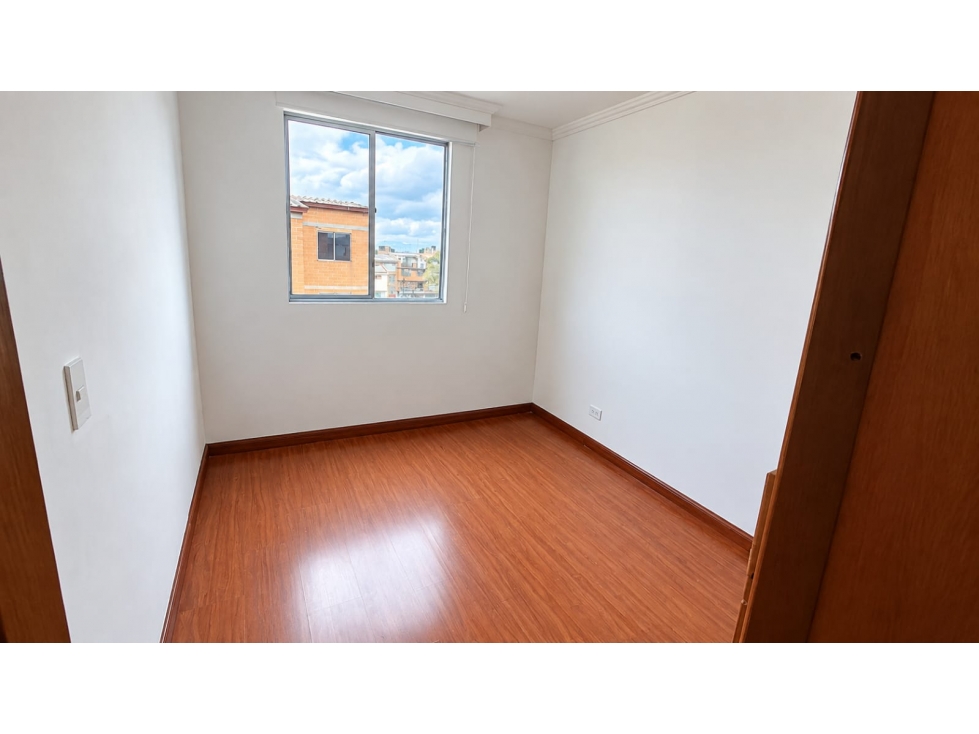 Apartamento en venta en Cr Puerto Madero, Mosquera · foto 8 de 16