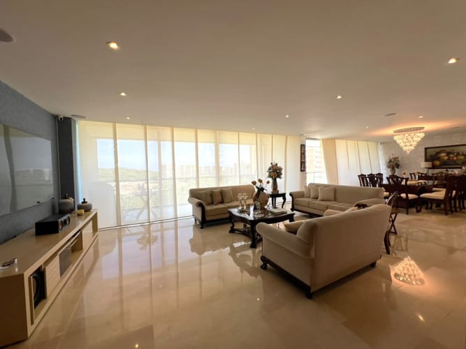 Apartamento de 3 alcobas en venta en Cr.La Castellana, Barranquilla, 300 m² · foto 2 de 12