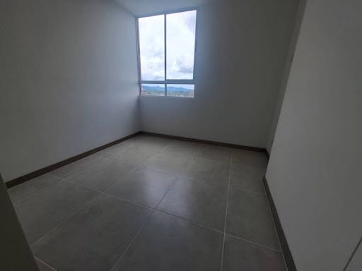 Apartamento de 3 alcobas en venta en Santa Ana, Rionegro, 90 m² · foto 5 de 12