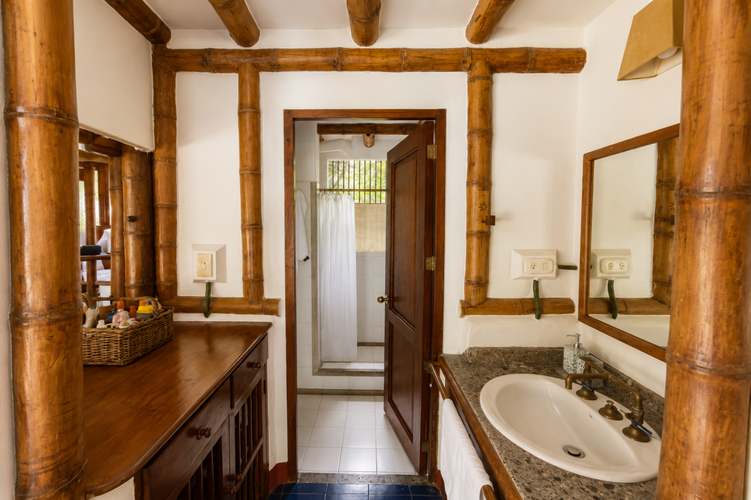 Casa de 4 alcobas en venta en Girardot, Girardot, 290 m² · foto 12 de 24