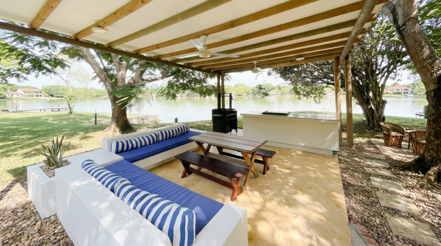 Casa de 4 alcobas en venta en Girardot, Girardot, 290 m² · foto 24 de 24
