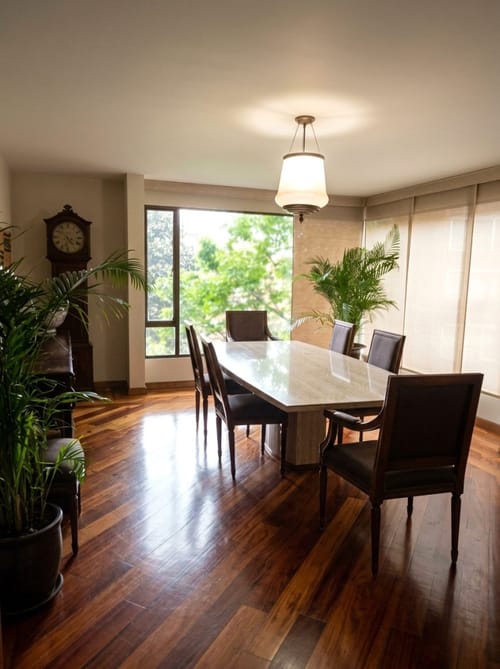 Apartamento de 4 alcobas en venta en Los Rosales, Bogotá, 287 m² · foto 13 de 24