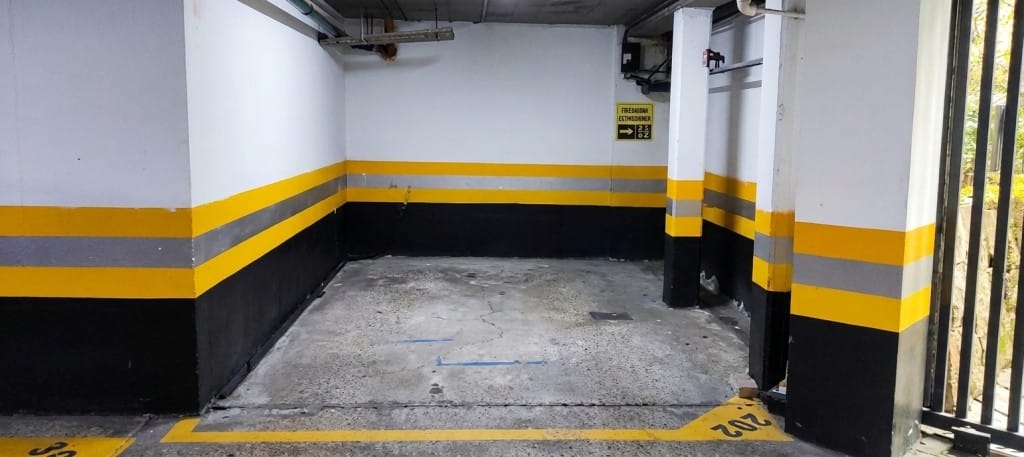 Apartamento de 4 alcobas en venta en Los Rosales, Bogotá, 287 m² · foto 22 de 24
