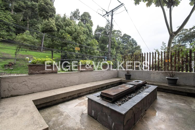 Casa de 4 alcobas en venta en Chapinero, Bogotá, 421 m² · foto 6 de 20